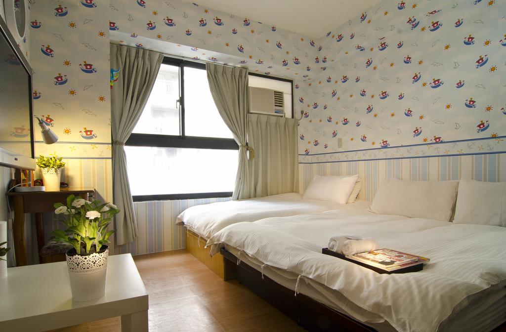 Star Hostel Taichung Dış mekan fotoğraf
